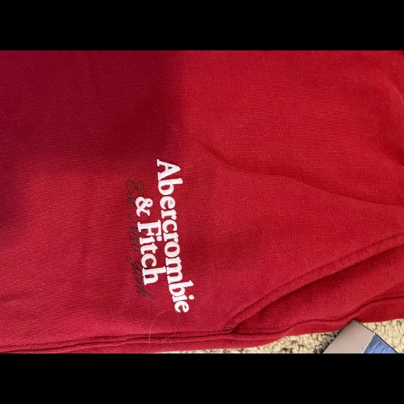 Abercrombie & Fitch Old School Sweat Pant - Picture 2 of 4